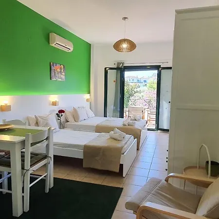 Artemis Hébergement de vacances Stoúpa