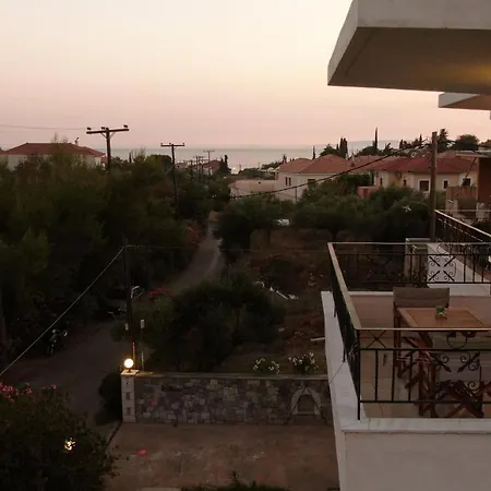 Artemis Hébergement de vacances Stoúpa